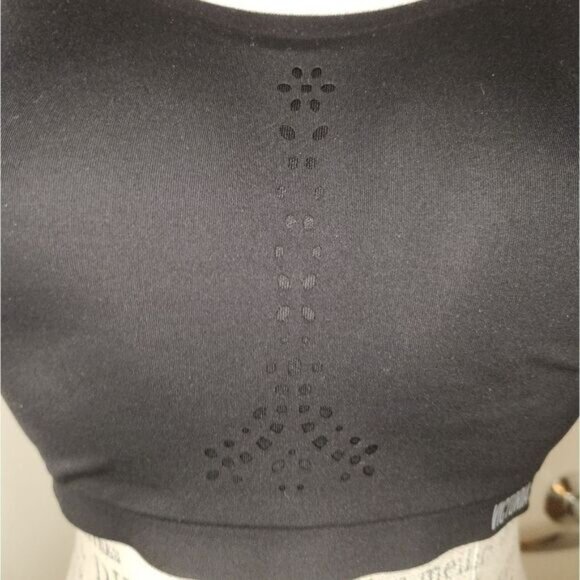 Victoria's Secret Sport black bra - Picture 5 of 6
